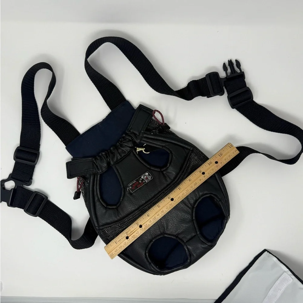 Pet Backpack Carrier. Zip & Velcro Closures. Inside Safety Hook. Adjustable.